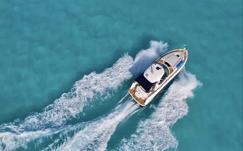 Yacht Strangelove SeaRay